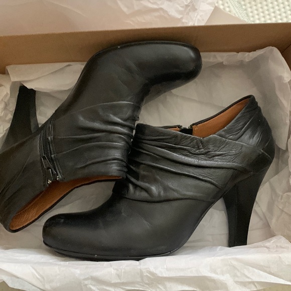 Sofft Shoes - Sofft- Classic Heels